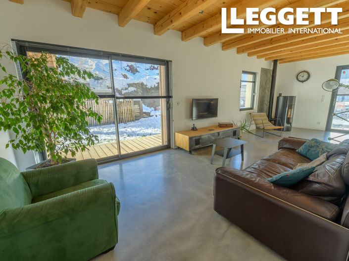 Image No.7-4 Bed House for sale