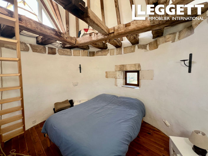 Image No.9-3 Bed House for sale