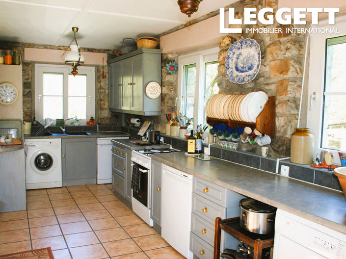 Image No.3-Terre de 5 chambres à vendre à Saint-Georges-de-Rouelley