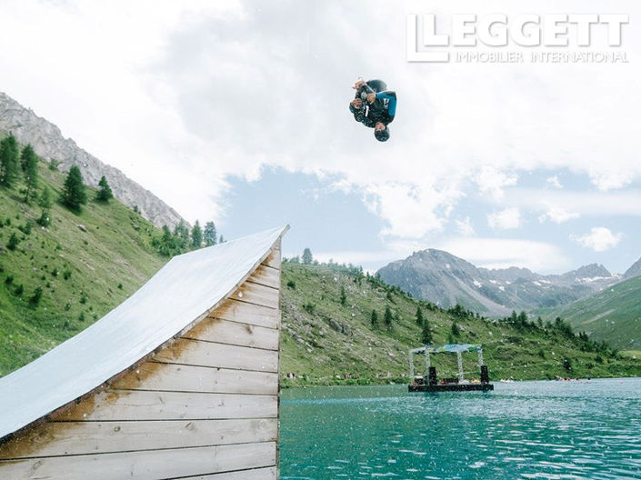 Image No.7-4 Bed Apartment for sale