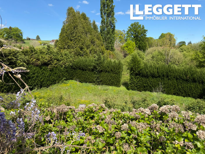 Image No.2-4 Bed House for sale