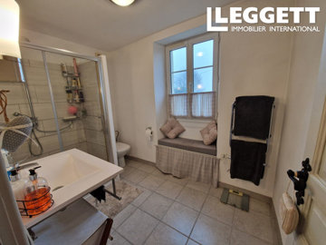 ahr0chm6ly9jzg4uagvzdglhlmltbw8vaw1hz2uvvevom