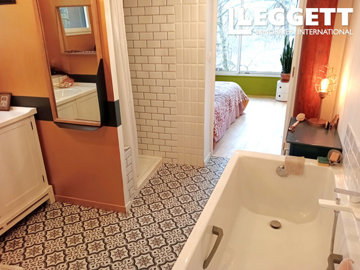 ahr0chm6ly9jzg4uagvzdglhlmltbw8vaw1hz2uvvevom