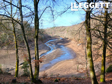 ahr0chm6ly9jzg4uagvzdglhlmltbw8vaw1hz2uvvevom