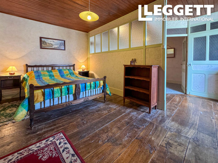 Image No.9-2 Bed House for sale