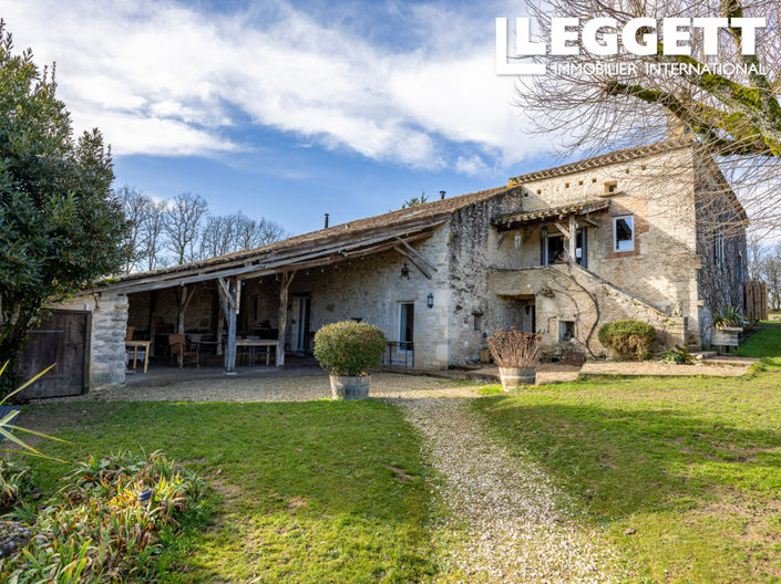 Image No.2-4 Bed House for sale