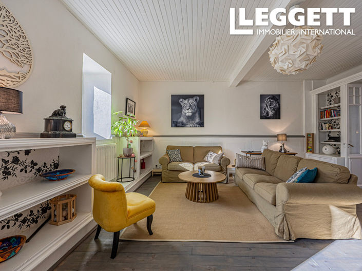 Image No.8-4 Bed House for sale