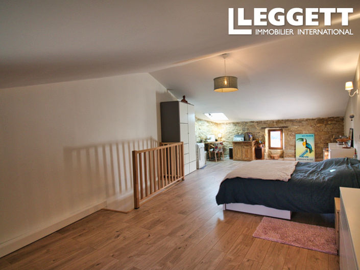 Image No.5-Commercial de 5 chambres à vendre à Saint-Privat