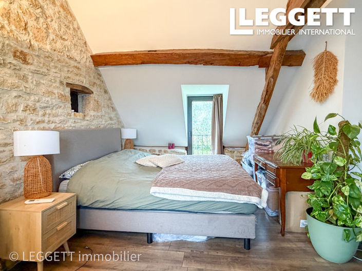 Image No.9-3 Bed House for sale