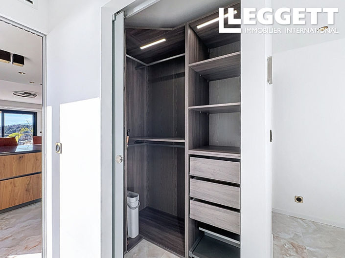 Image No.10-2 Bed Apartment for sale