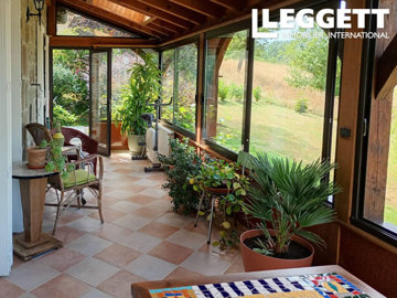 ahr0chm6ly9jzg4uagvzdglhlmltbw8vaw1hz2uvvevom