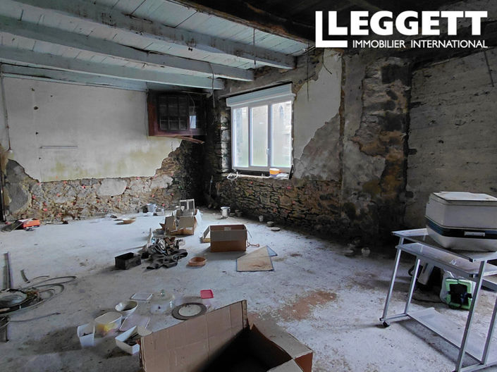 Image No.6-3 Bed House for sale