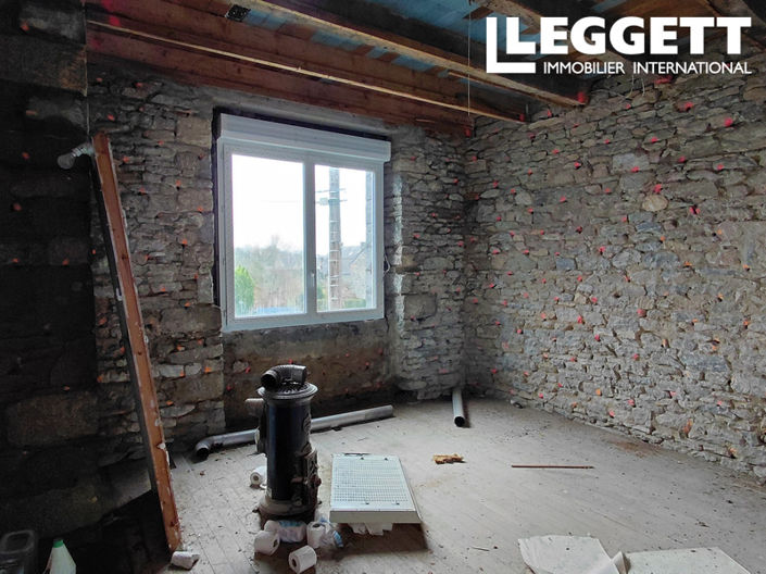 Image No.8-3 Bed House for sale