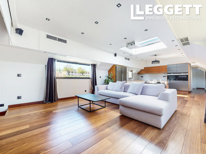 Image No.5-3 Bed House for sale