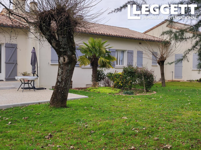 Image No.3-Maison de 4 chambres à vendre à Civray