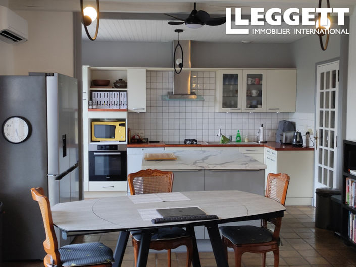 Image No.4-Maison de 4 chambres à vendre à Civray