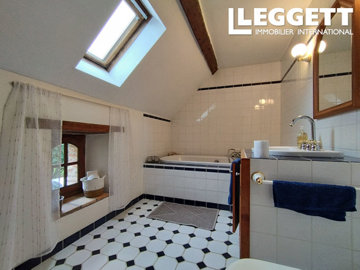 ahr0chm6ly9jzg4uagvzdglhlmltbw8vaw1hz2uvvevom