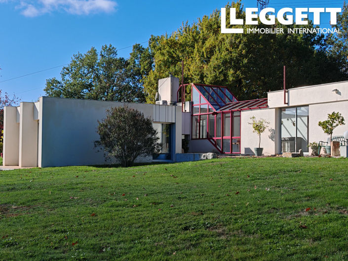 Image No.2-5 Bed House for sale