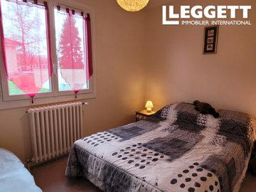 ahr0chm6ly9jzg4uagvzdglhlmltbw8vaw1hz2uvvevom