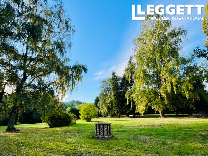 Image No.8-5 Bed House for sale