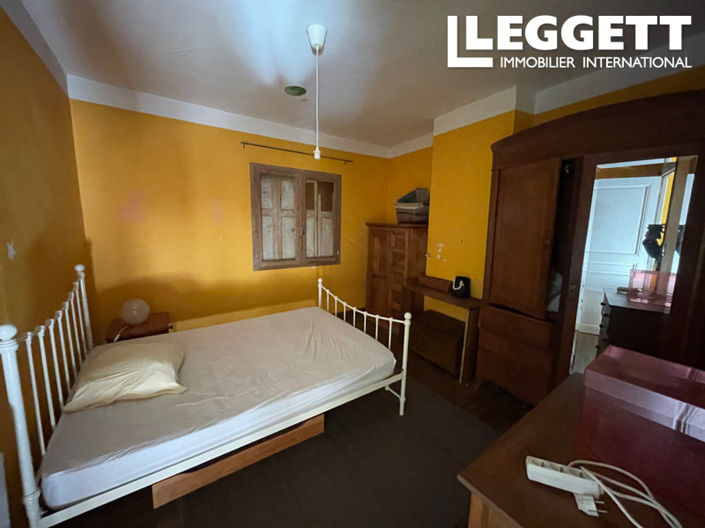Image No.6-4 Bed House for sale
