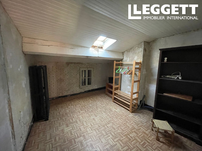 Image No.8-4 Bed House for sale