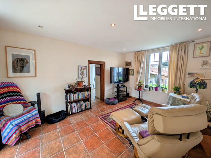 Image No.6-3 Bed House for sale