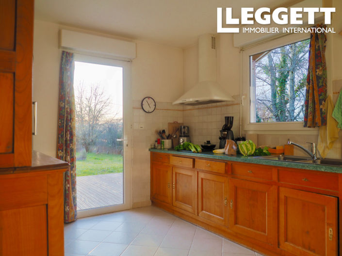 Image No.10-4 Bed House for sale