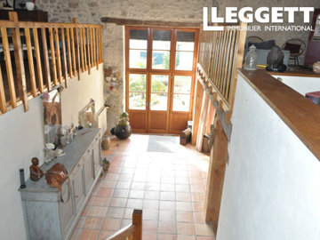 ahr0chm6ly9jzg4uagvzdglhlmltbw8vaw1hz2uvvevom