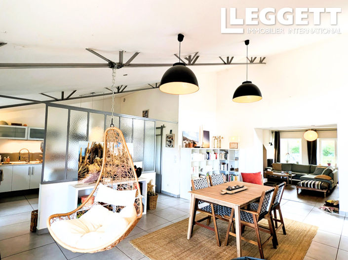 Image No.4-5 Bed House for sale