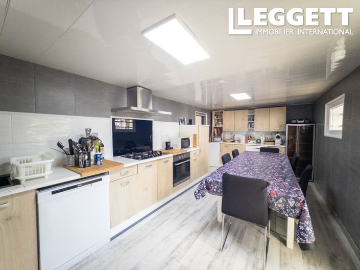 Image No.9-2 Bed House for sale