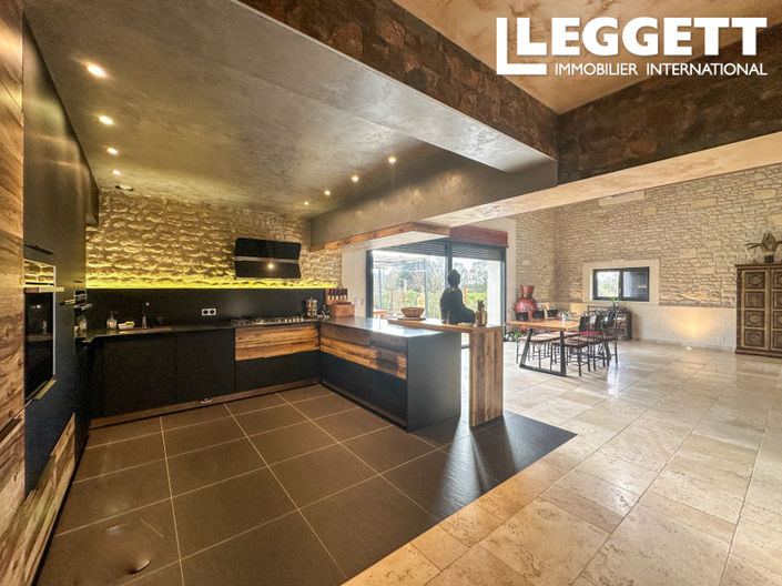 Image No.4-2 Bed House for sale