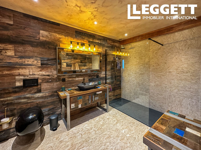 Image No.7-2 Bed House for sale