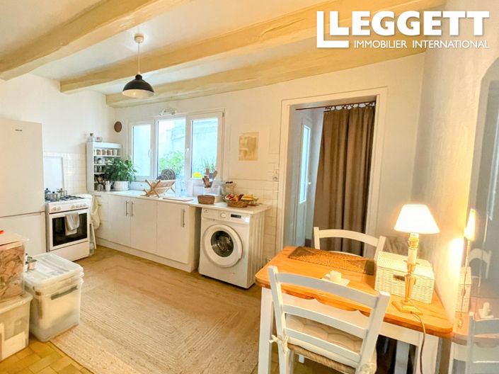 Image No.8-2 Bed House for sale