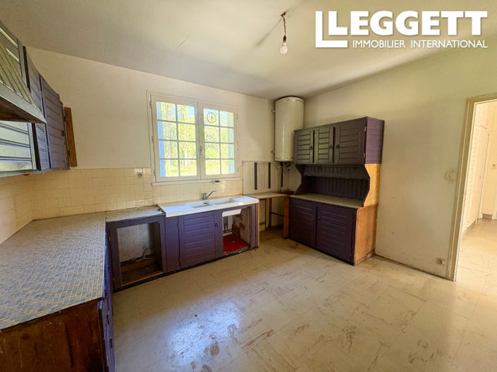 Image No.2-4 Bed House for sale