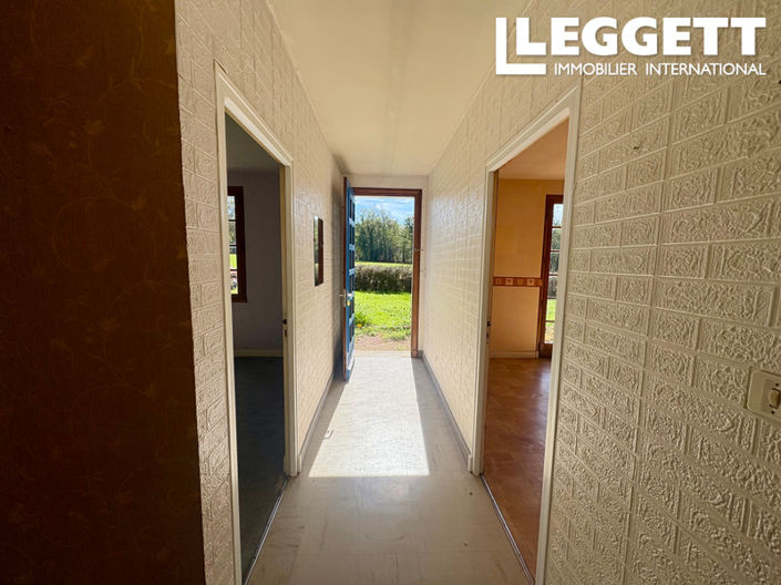 Image No.4-4 Bed House for sale