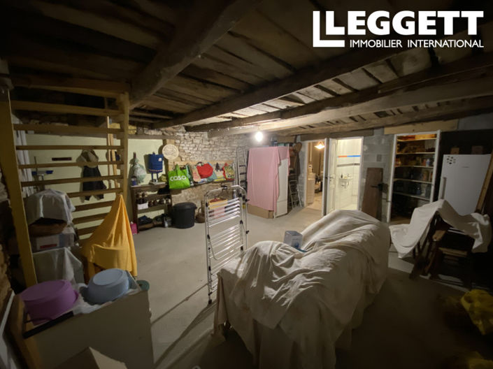 Image No.10-3 Bed House for sale