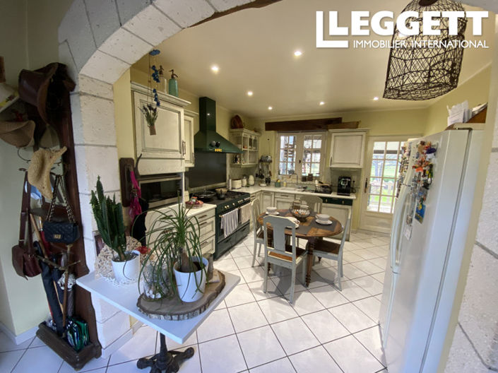 Image No.4-3 Bed House for sale