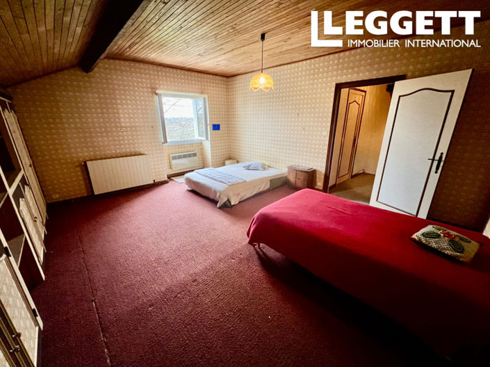 Image No.9-3 Bed House for sale