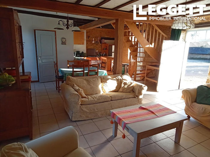 Image No.10-4 Bed House for sale