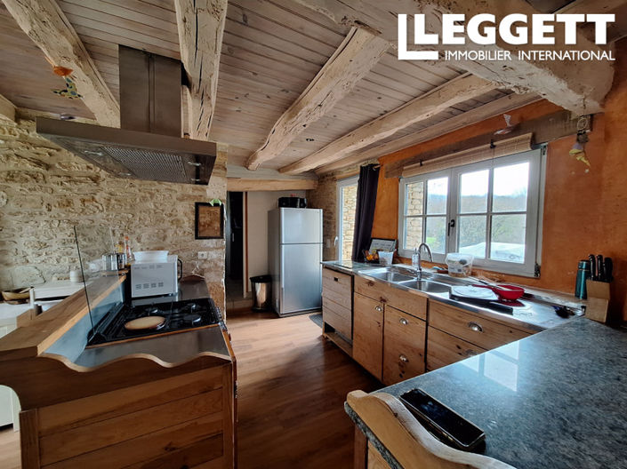 Image No.6-4 Bed House for sale