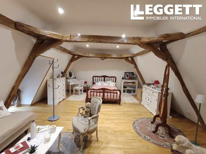 Image No.9-7 Bed Chateaux for sale