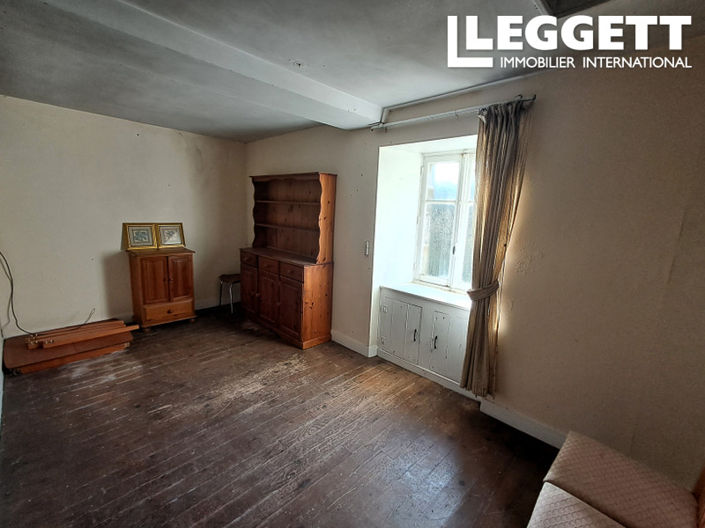 Image No.6-1 Bed House for sale