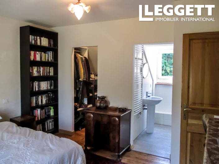 Image No.7-3 Bed House for sale