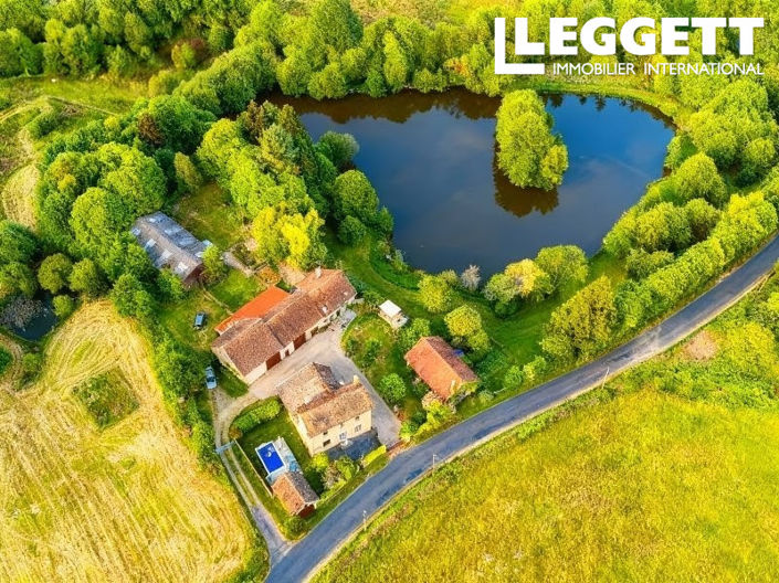 Image No.2-Terre de 8 chambres à vendre à Coussac-Bonneval