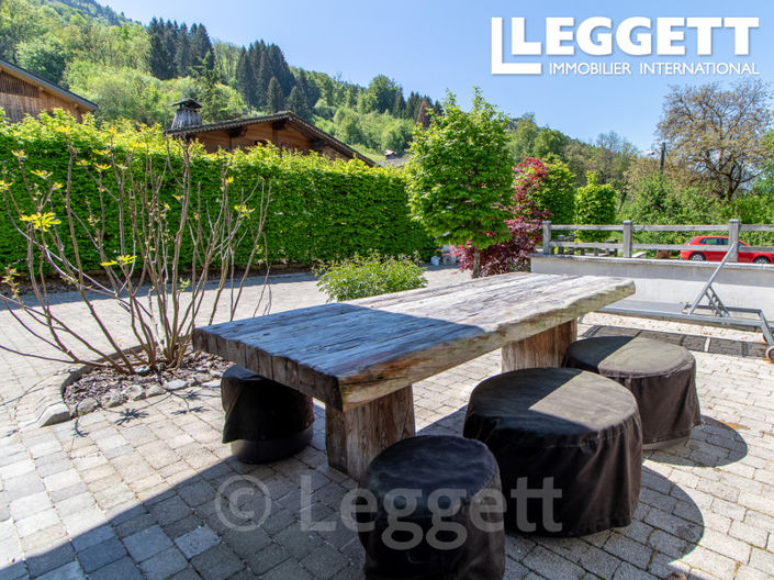 Image No.3-4 Bed House for sale