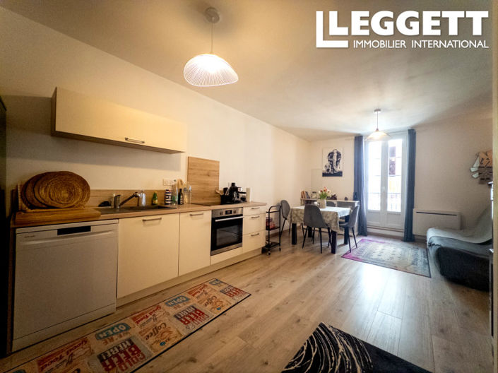 Image No.10-3 Bed House for sale