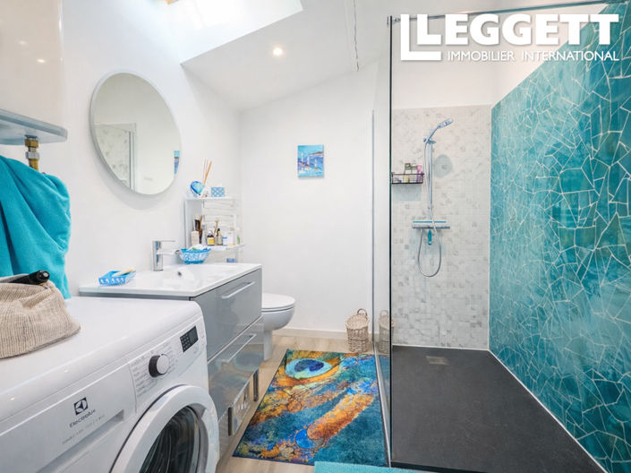 Image No.6-3 Bed House for sale