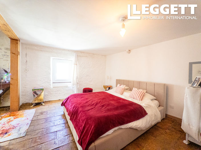 Image No.7-3 Bed House for sale