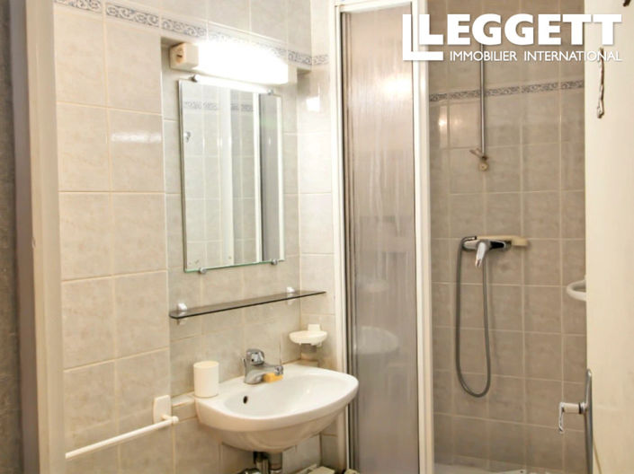 Image No.10-4 Bed House for sale